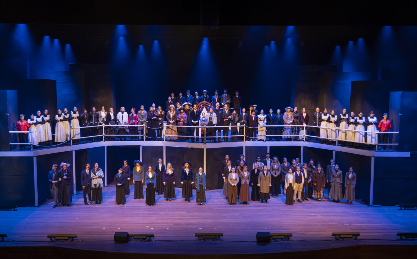 Costum made deck musical the Titanic