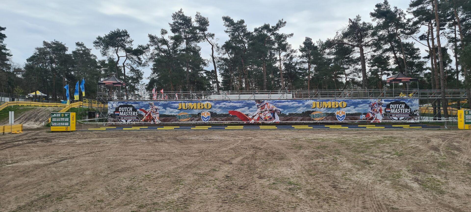 MXGP motocross vipdeck